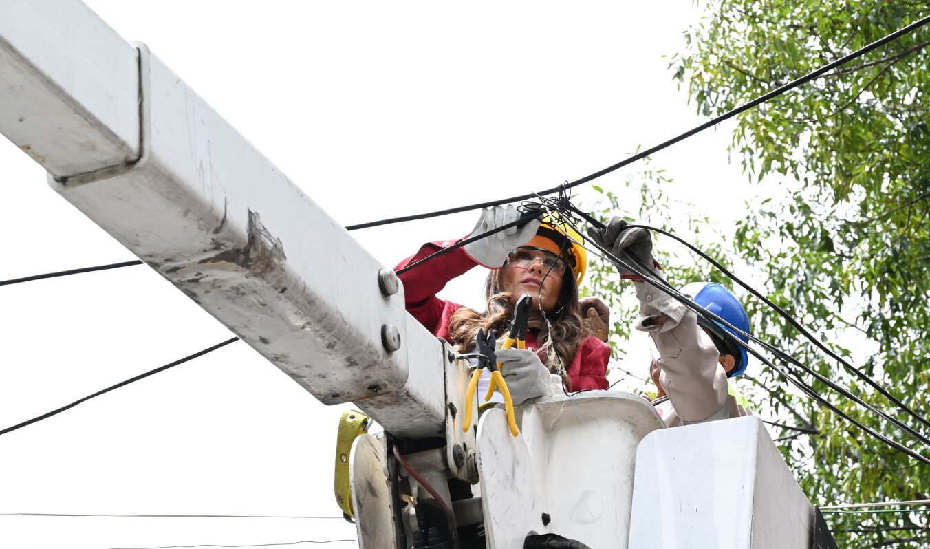Recuperar nuestras calles también es limpiar el cielo: retiramos cable en desuso en Santa María la Riberacomparezco ante el Congreso de la Ciudad de México