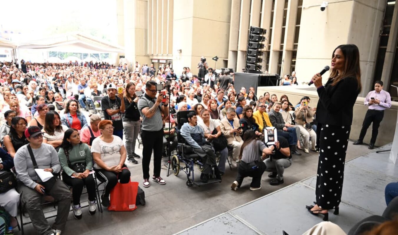 SEGUNDA ENTREGA DE LA TARJETA VIOLETA: RECONOCEMOS A LAS MUJERES CUIDADORAS DE LA CUAUHTÉMOC