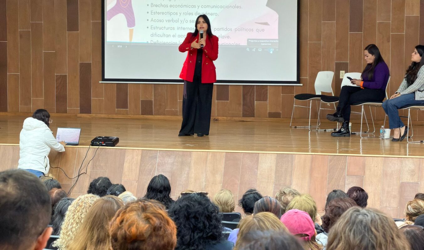 IMPARTEN CONFERENCIA “VIOLENCIA POLÍTICA EN RAZÓN DE GÉNERO” EN LA ALCALDÍA CUAUHTÉMOC

