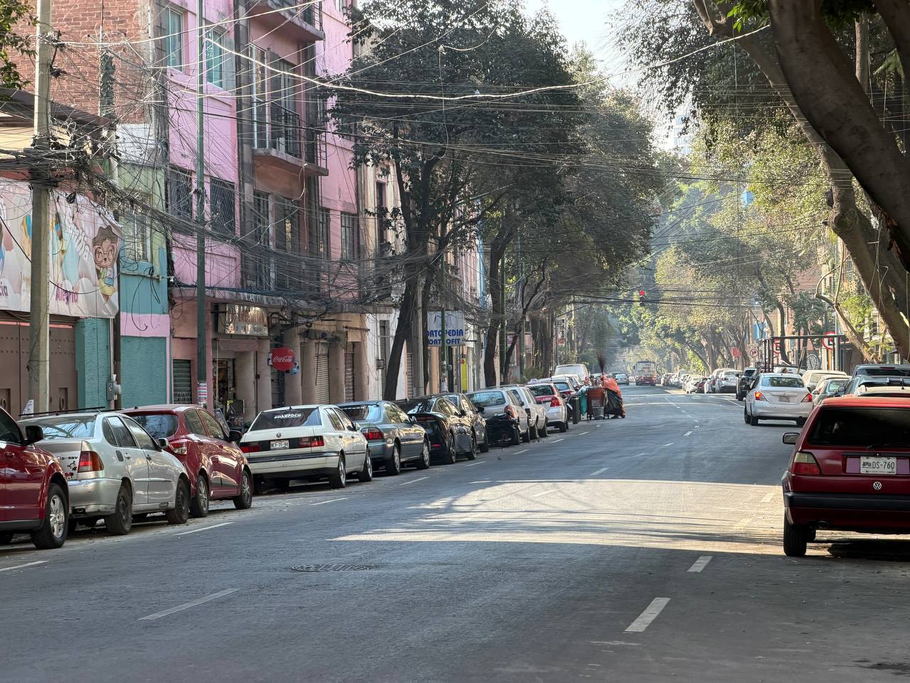 ALE ROJO DE LA VEGA ENTREGA REENCARPETADO EN MIGUEL SCHULTZ, VIALIDAD QUE LLEVABA MÁS DE 30 AÑOS SIN INTERVENCIÓN MAYOR