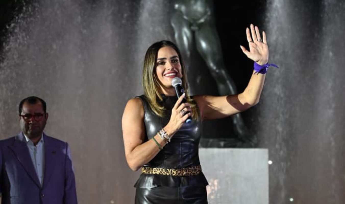 ALE ROJO DE LA VEGA ENTREGA REHABILITACIÓN DE PLAZA RÍO DE JANEIRO; TENDRÁ VIGILANCIA Y ORDENAMIENTO PERMANENTE