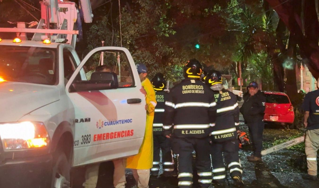 ALE ROJO DE LA VEGA ENCABEZA DESPLIEGUE DE BRIGADA TORMENTA ANTE LLUVIAS EN LA CUAUHTÉMOC