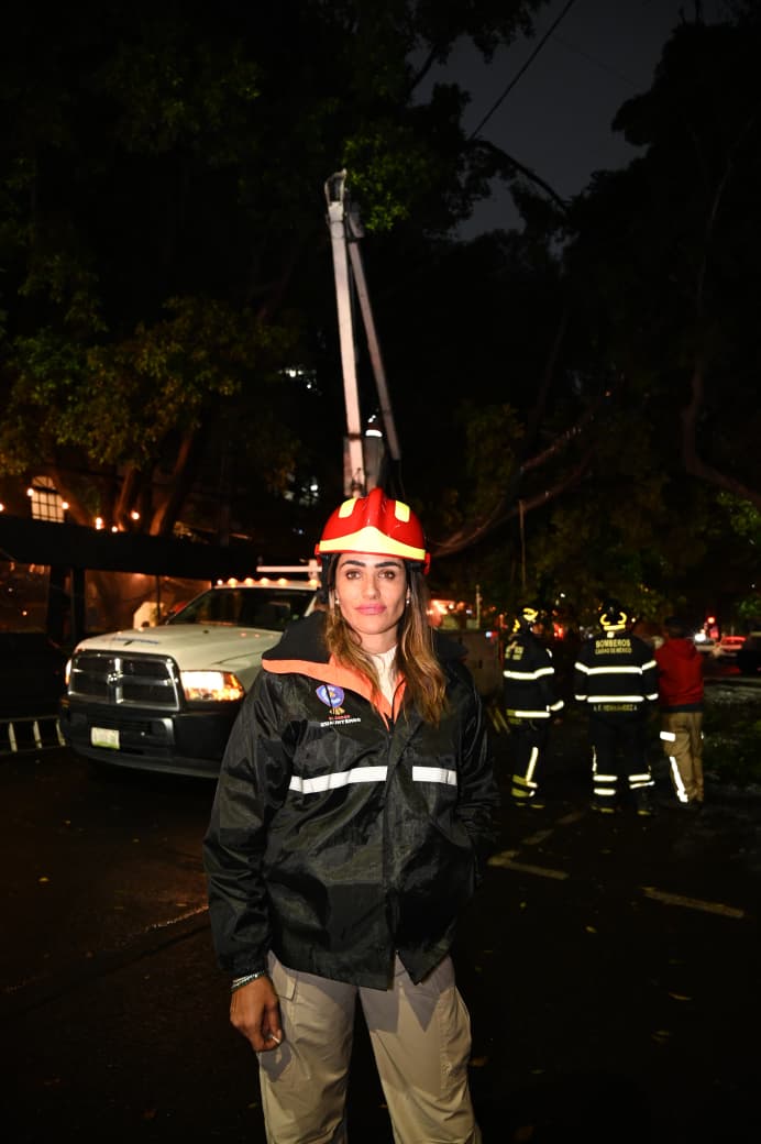 ALE ROJO DE LA VEGA ENCABEZA DESPLIEGUE DE BRIGADA TORMENTA ANTE LLUVIAS EN LA CUAUHTÉMOC