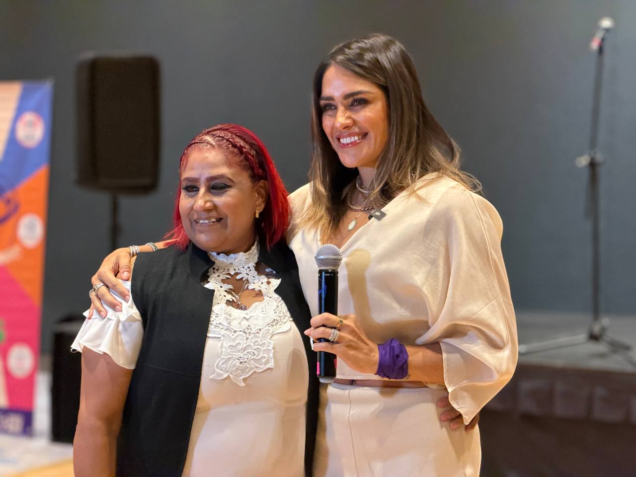 ALE ROJO DE LA VEGA RECONOCE TRABAJO, ENTREGA Y VOCACIÓN DE MAESTRAS DE LOS CENDI