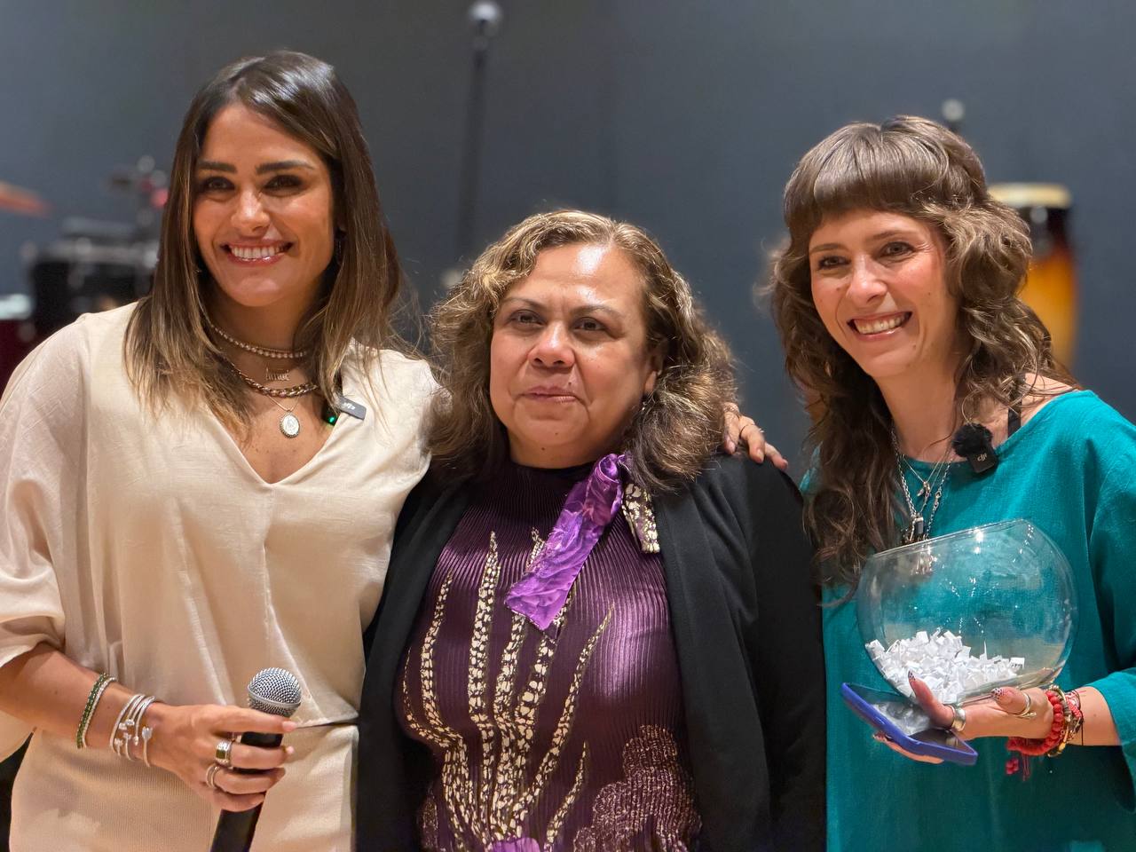 ALE ROJO DE LA VEGA RECONOCE TRABAJO, ENTREGA Y VOCACIÓN DE MAESTRAS DE LOS CENDI