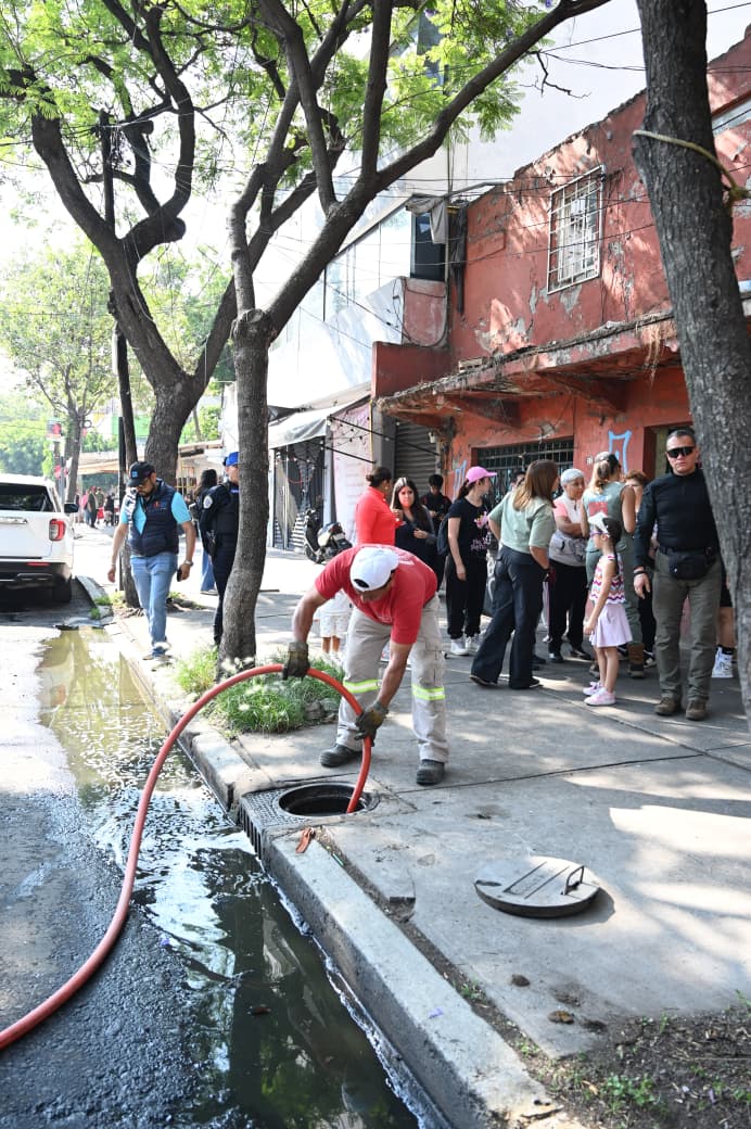EN JORNADA DE LIMPIA CUAUHTÉMOC, ALE ROJO DE LA VEGA REFUERZA ACCIONES PREVENTIVAS ANTE TEMPORADA DE LLUVIAS