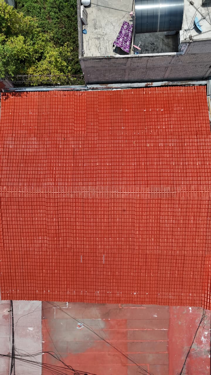 HAY QUE SACAR ADELANTE AL BARRIO: ALE ROJO DE LA VEGA ENTREGA MEJORAS EN MERCADO DE TEPITO