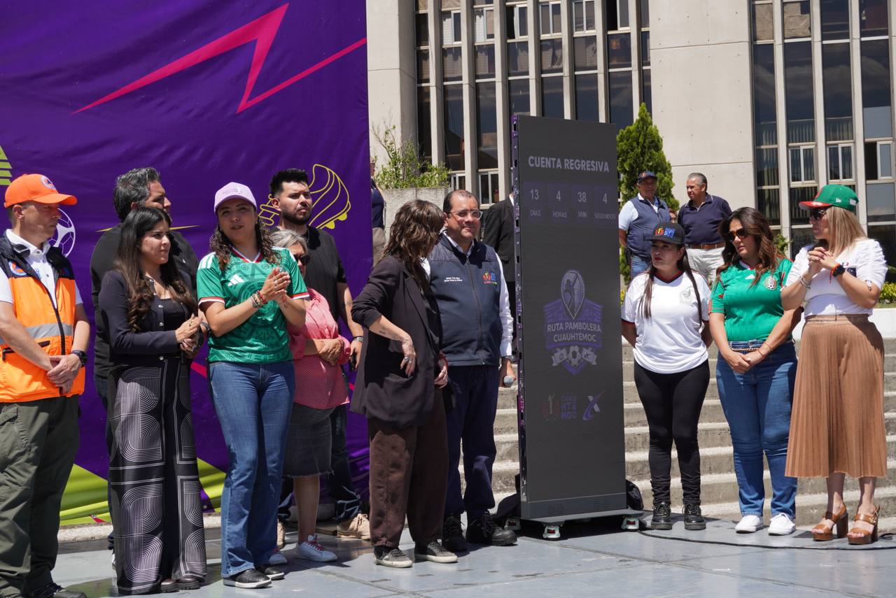 INAUGURAN EN LA EXPLANADA DE LA ALCALDÍA CUAUHTÉMOC RUTA PAMBOLERA CON TÓTEM DIGITAL INTERACTIVO