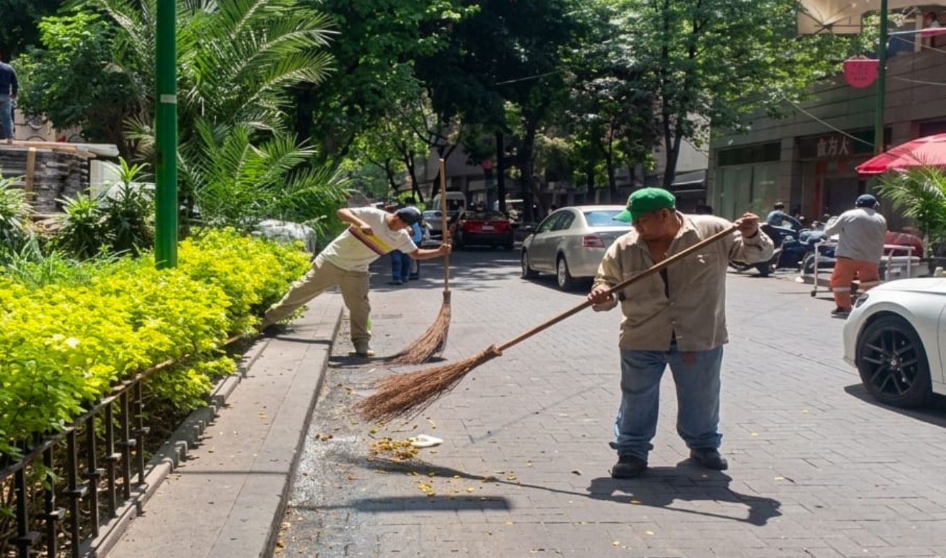ALCALDÍA CUAUHTÉMOC RETIRA MÁS DE 10 MIL TONELADAS DE RESIDUOS EN UNA SEMANA