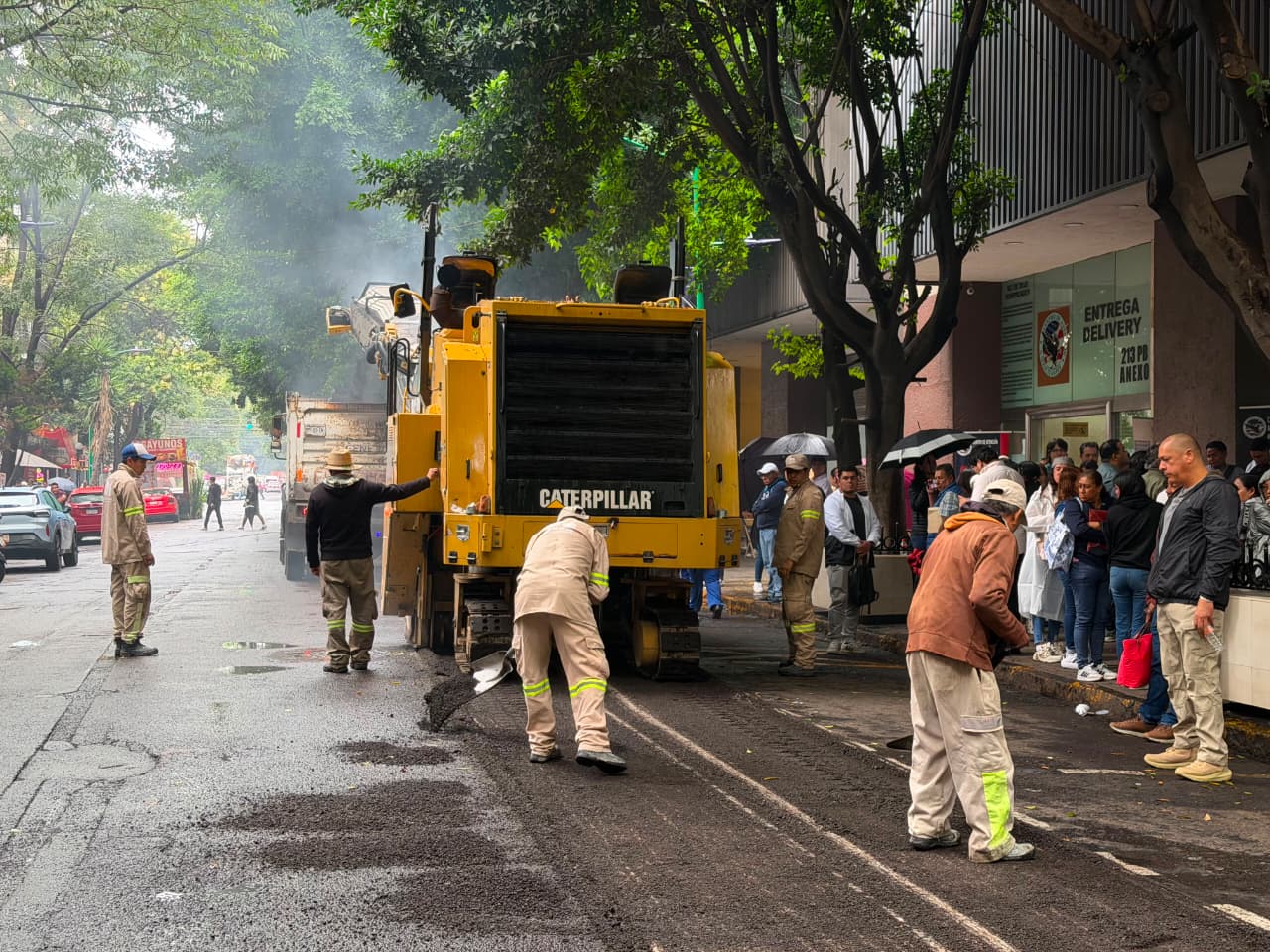 ALCALDÍA CUAUHTÉMOC INTERVIENE MÁS DE 3 MIL METROS CUADRADOS EN HAMBURGO