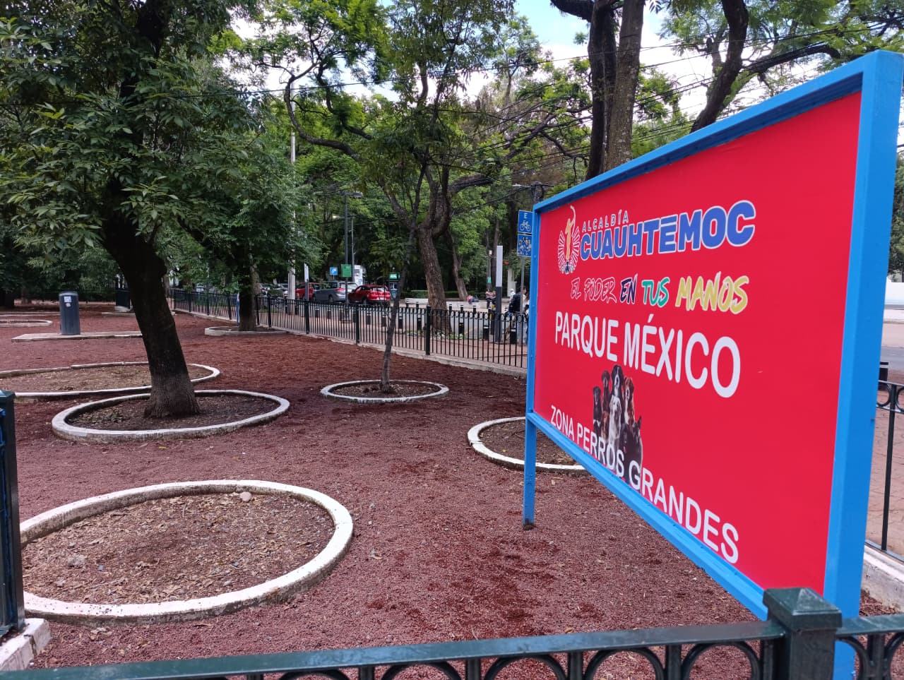 RENACE CUAUHTÉMOC RECUPERA ESPACIO CANINO EN PARQUE MÉXICO PARA FAMILIAS Y MASCOTAS