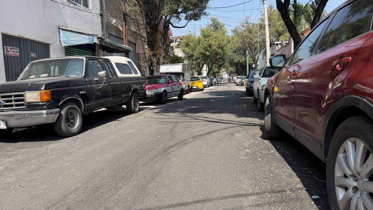 ALCALDÍA CUAUHTÉMOC AVANZA CON LA REPAVIMENTACIÓN DE LA CALLE ARANDA EN LA COLONIA CENTRO
