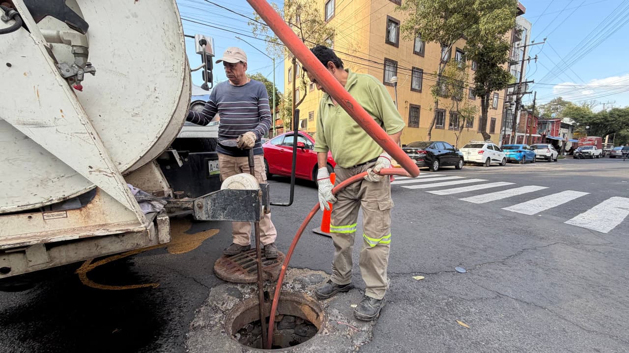 CONTINÚAN LAS ACCIONES PREVENTIVAS DE LA BRIGADA TORMENTA EN LA ALCALDÍA CUAUHTÉMOC