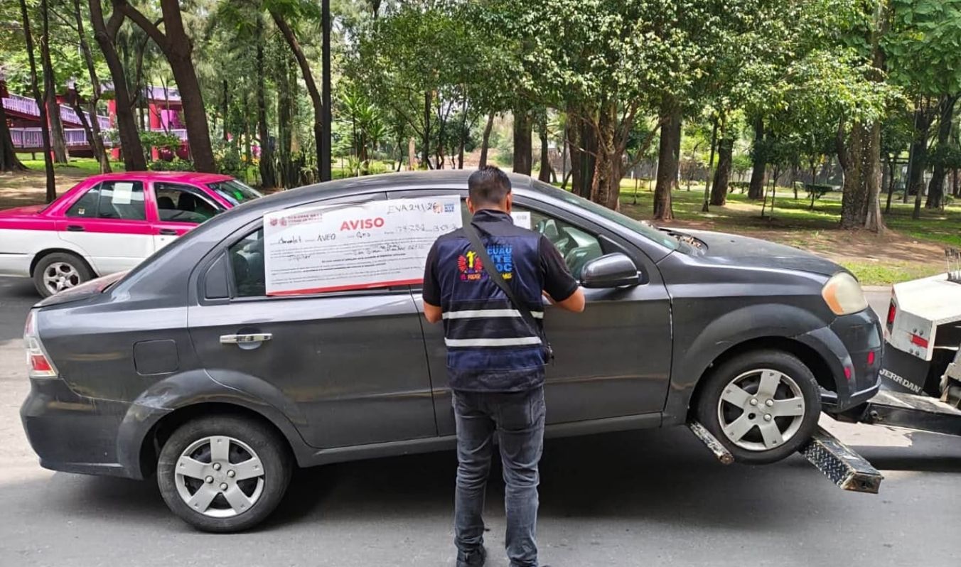 5 MIL 400 VEHÍCULOS ABANDONADOS MENOS EN LAS CALLES DE CUAUHTÉMOC