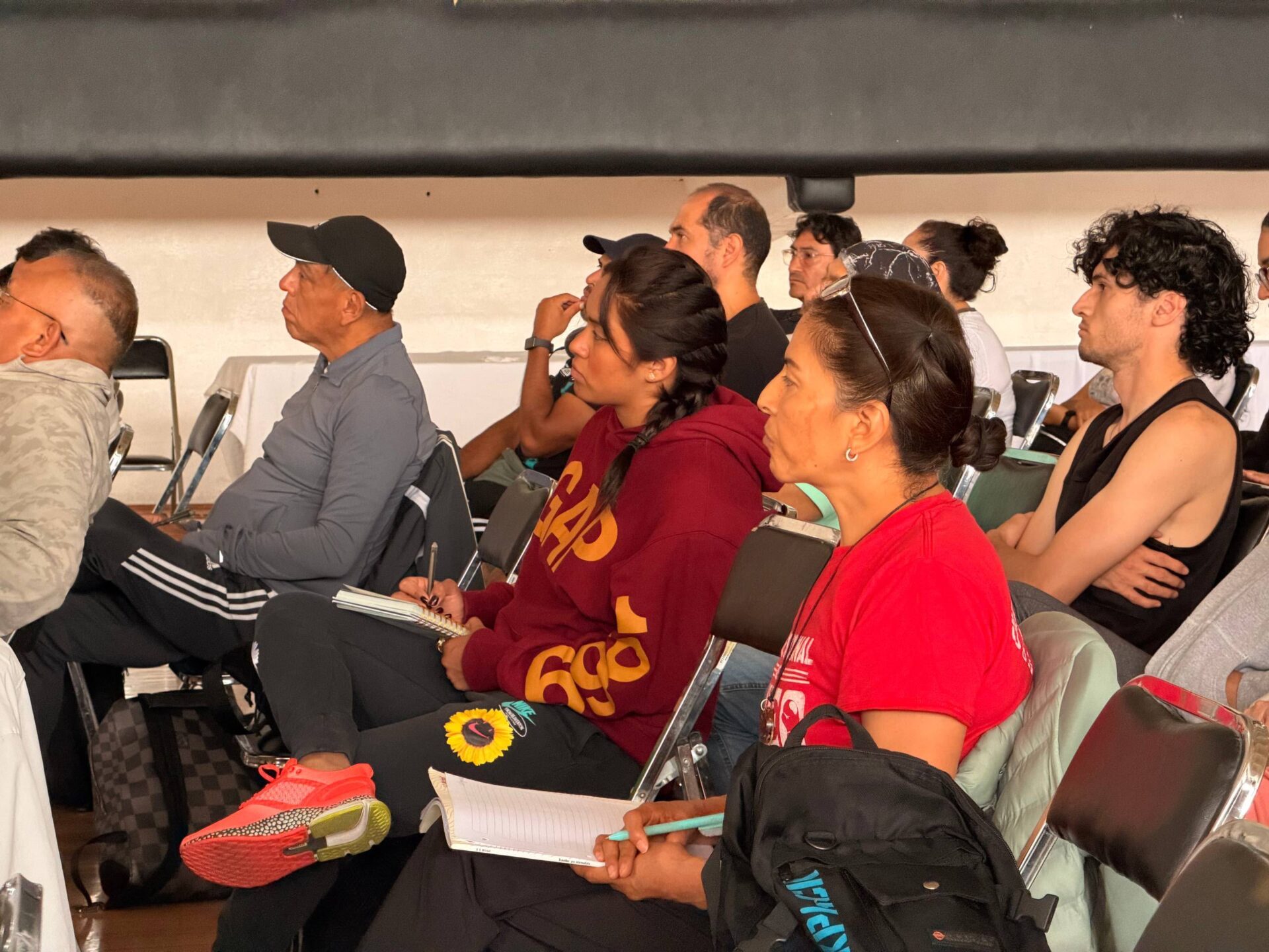 PROFESORES Y ENTRENADORES DE LOS DEPORTIVOS DE CUAUHTÉMOC CONCLUYEN CAPACITACIÓN EN ACTIVACIÓN FÍSICA