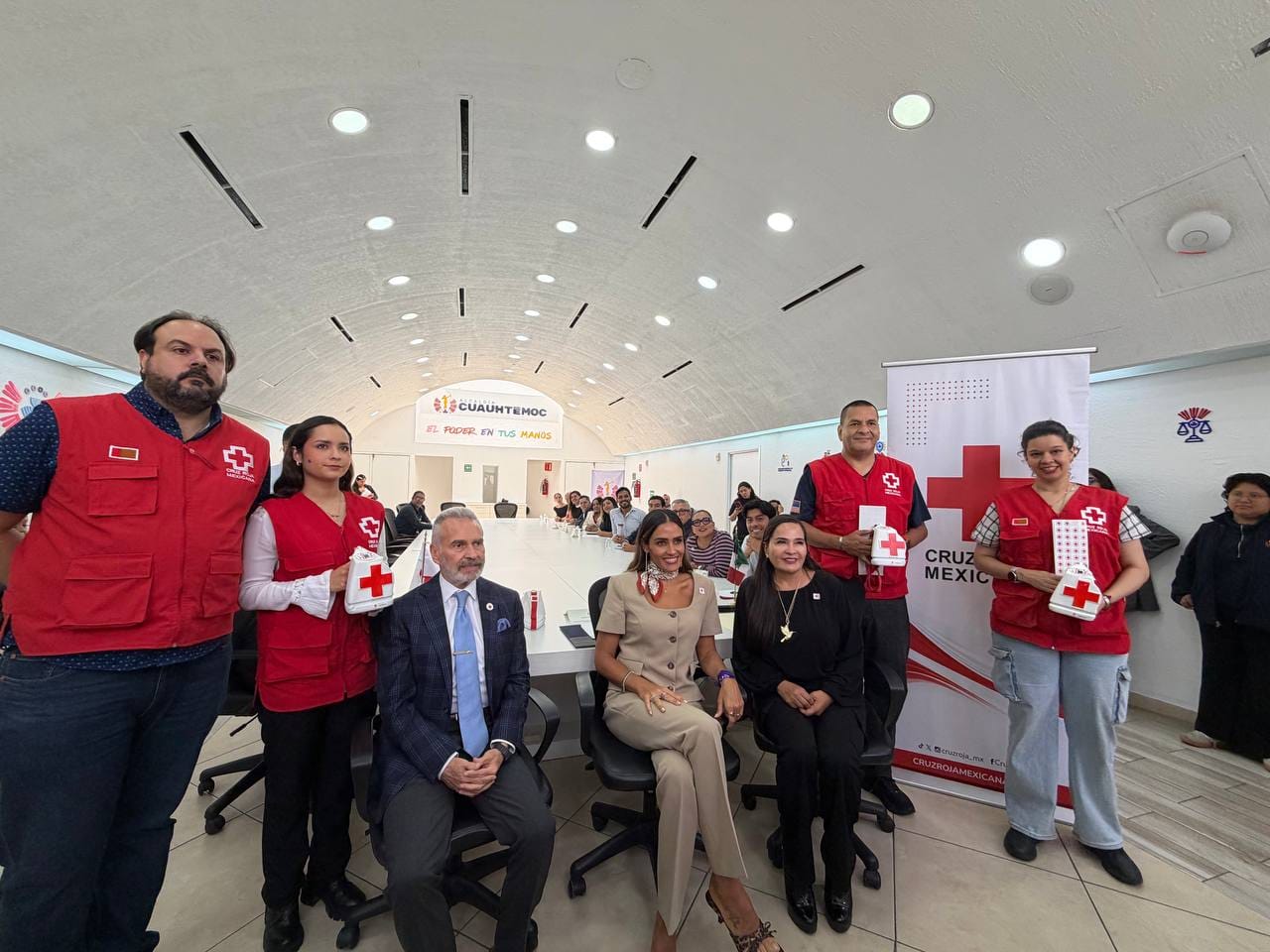 ALE ROJO DE LA VEGA Y CRUZ ROJA MEXICANA FORTALECEN ALIANZA PARA IMPULSAR LA PREVENCIÓN Y LA SALUD EN CUAUHTÉMOC