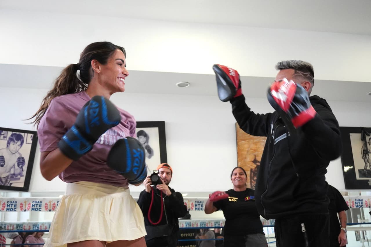 ALCALDÍA CUAUHTÉMOC ENTREGA REHABILITACIÓN DE CANCHA EN EL PARQUE GILBERTO OWEN Y ANUNCIA CLASES GRATUITAS DE BOX