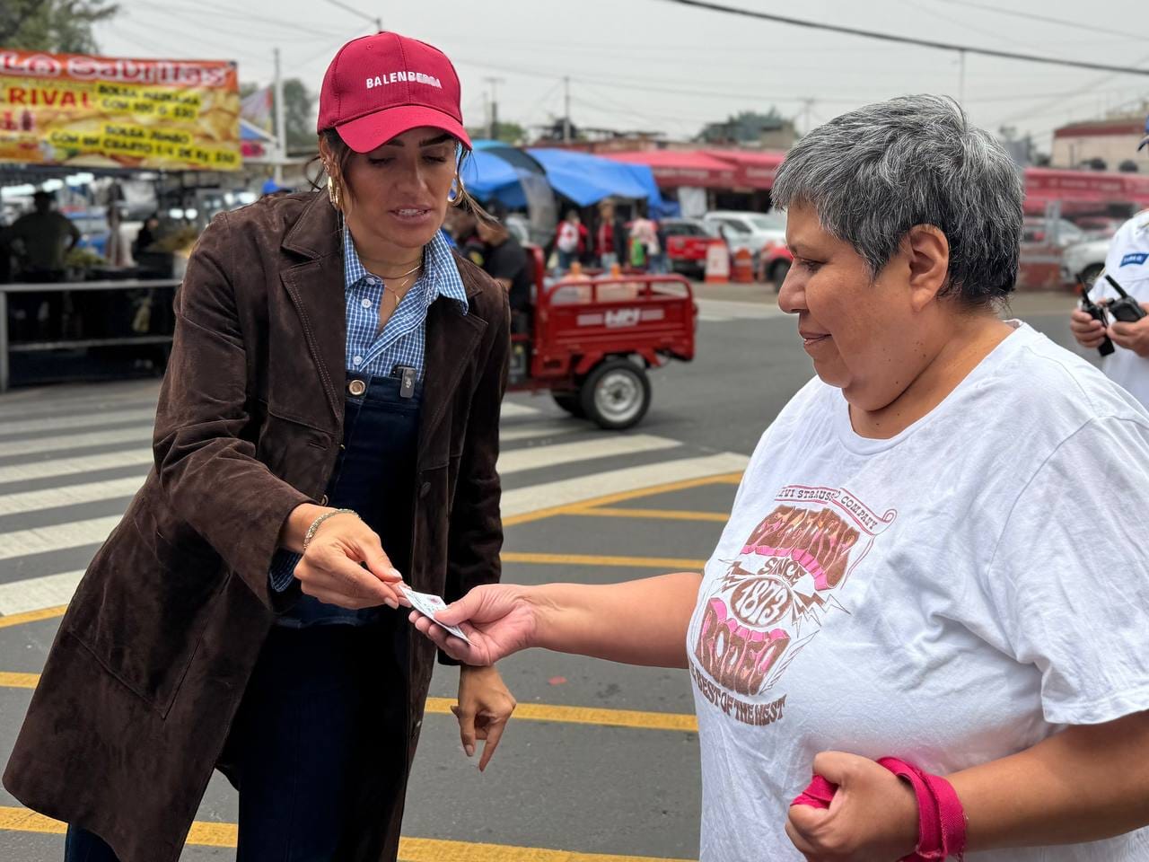 RENACE CUAUHTÉMOC REENCARPETA MÁS DE 3 MIL 600 METROS CUADRADOS EN LA DOCTORES