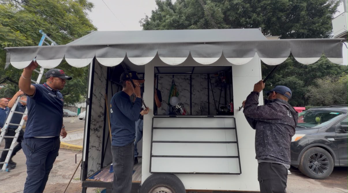 OPERATIVO EN TLATELOLCO RECUPERA ESPACIO PÚBLICO TRAS REPORTES VECINALES