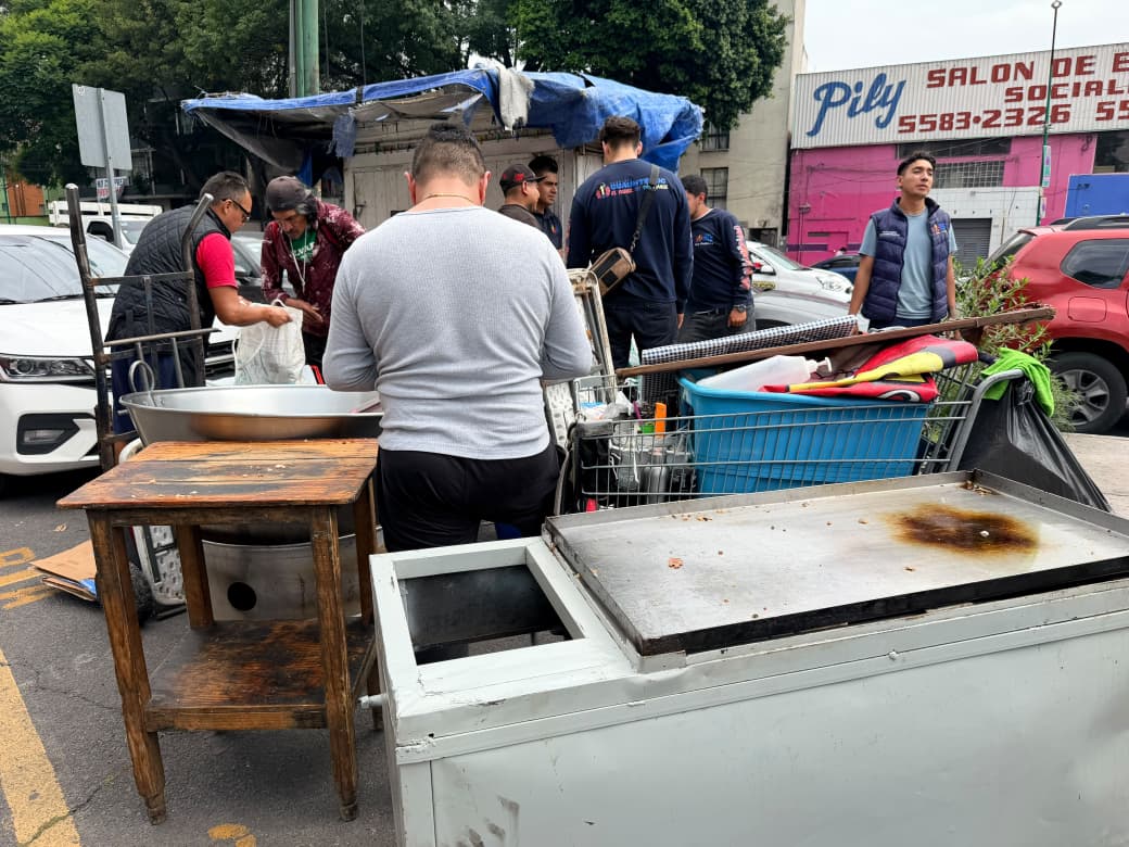 OPERATIVO EN TLATELOLCO RECUPERA ESPACIO PÚBLICO TRAS REPORTES VECINALES