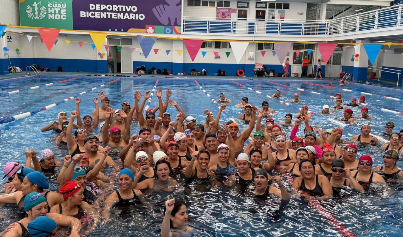 ENTREGA ALE ROJO DE LA VEGA REHABILITACIÓN DE ALBERCA EN EL DEPORTIVO BICENTENARIO