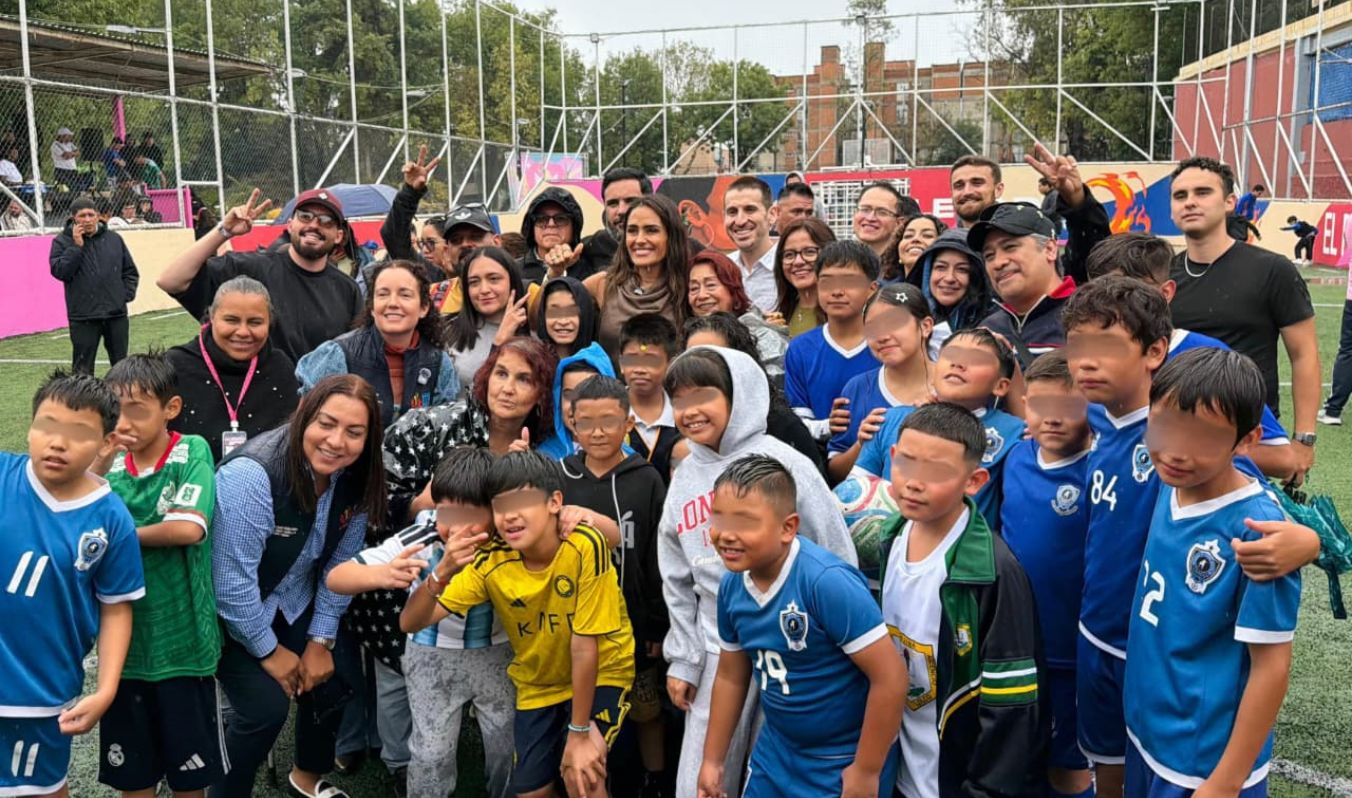 RENACE CUAUHTÉMOC RECUPERA CANCHA DE FUTBOL EN TLATELOLCO PARA 3 MIL NIÑAS, NIÑOS Y JÓVENES