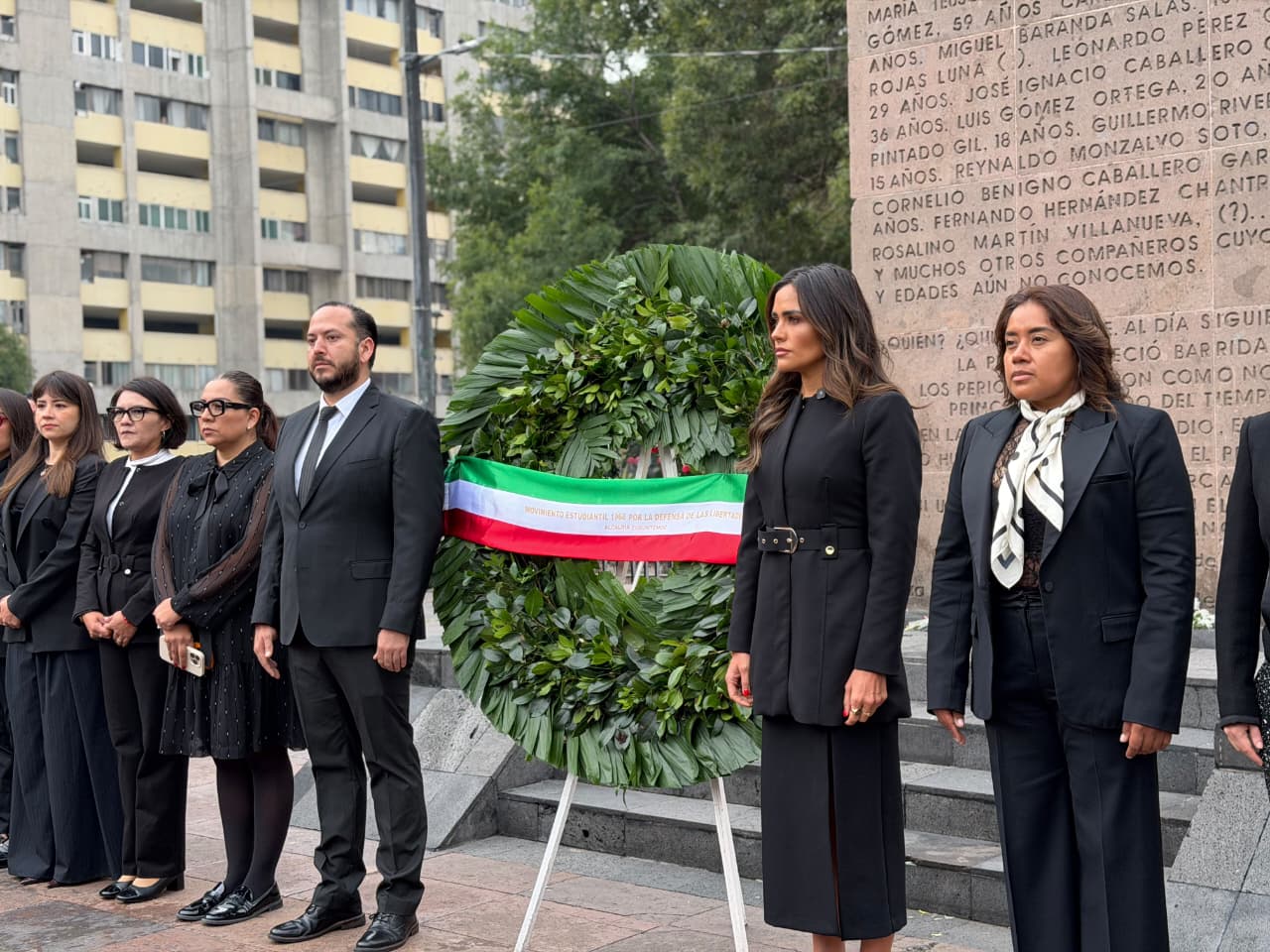 DESDE TLATELOLCO, ALE ROJO DE LA VEGA LLAMA A DEFENDER LAS LIBERTADES Y PONER LÍMITES AL PODER