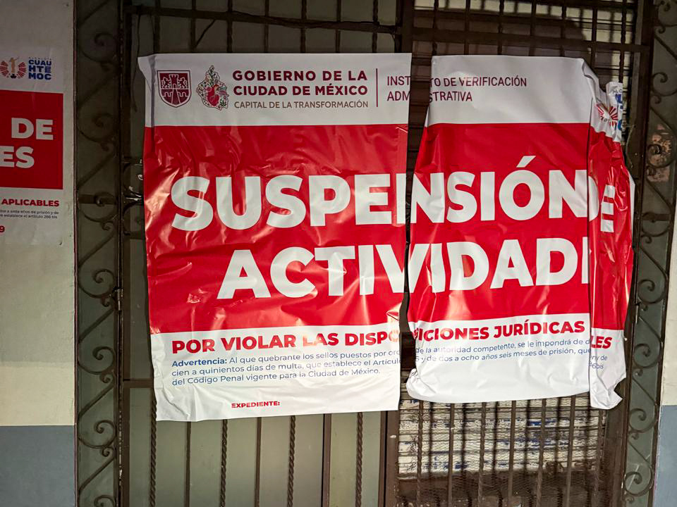 ALE ROJO DE LA VEGA ENCABEZA OPERATIVO NOCTURNO EN LA DOCTORES TRAS QUEJAS VECINALES