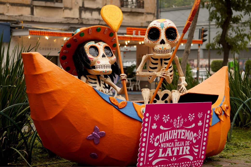 Álvaro Obregón celebra el Día de Muertos con seis montajes temáticos