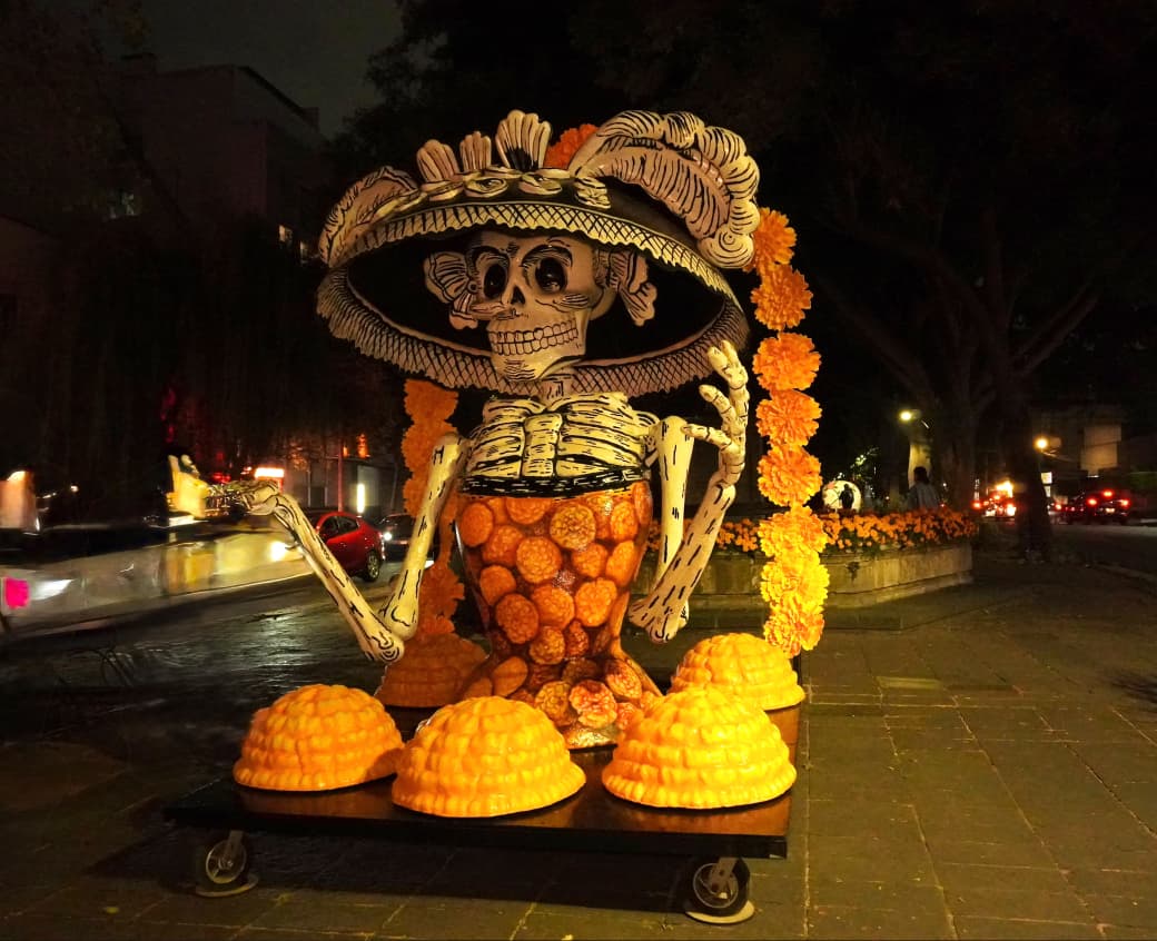 Álvaro Obregón celebra el Día de Muertos con seis montajes temáticos